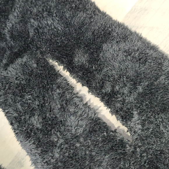 CALVIN KLEIN Scarf - Picture 4 of 6